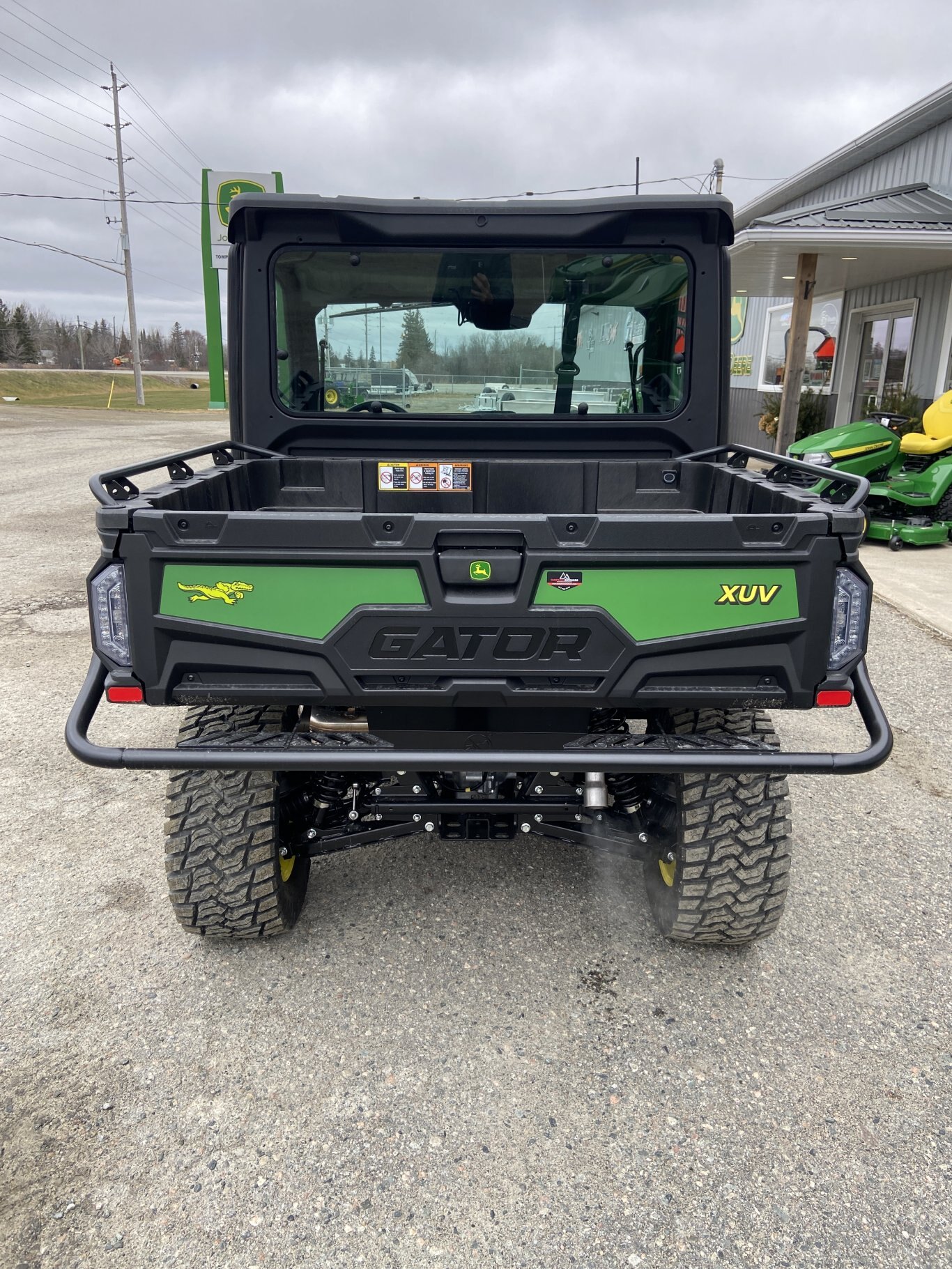 2026 JOHN DEERE 845M HVAC