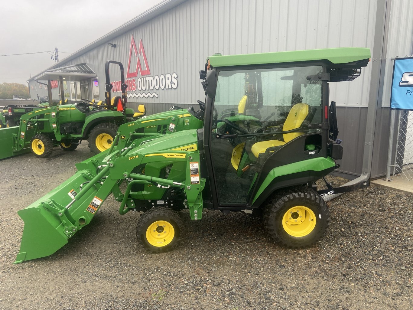 new john deere 1m25 with hvac cab