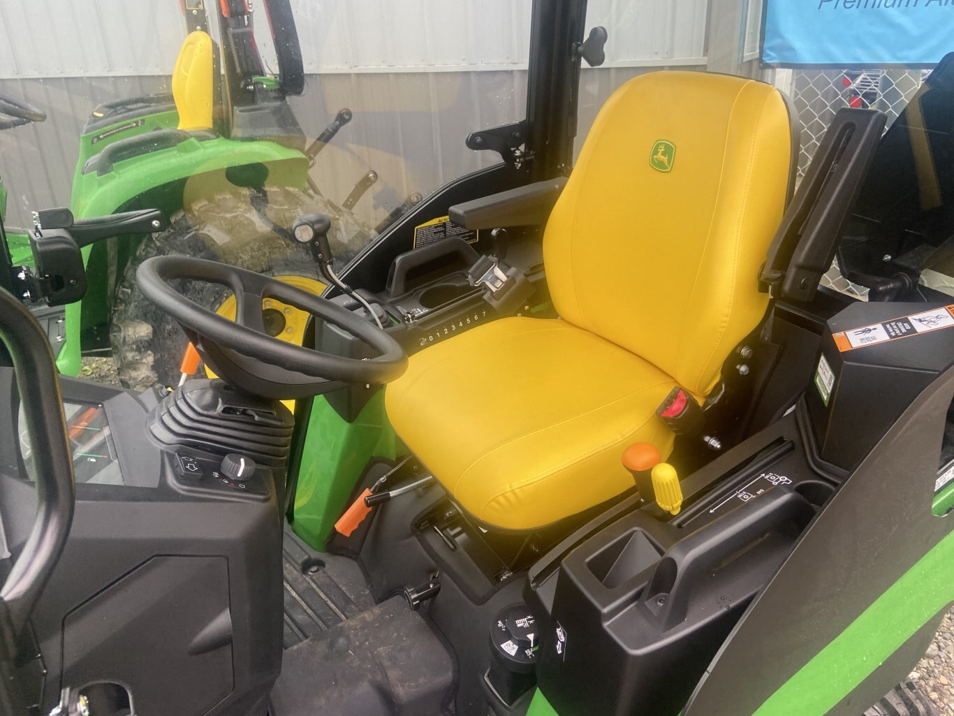 new john deere 1m25 with hvac cab