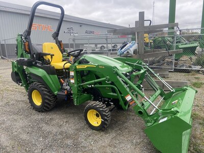 New john deere 1m25 with backhoe