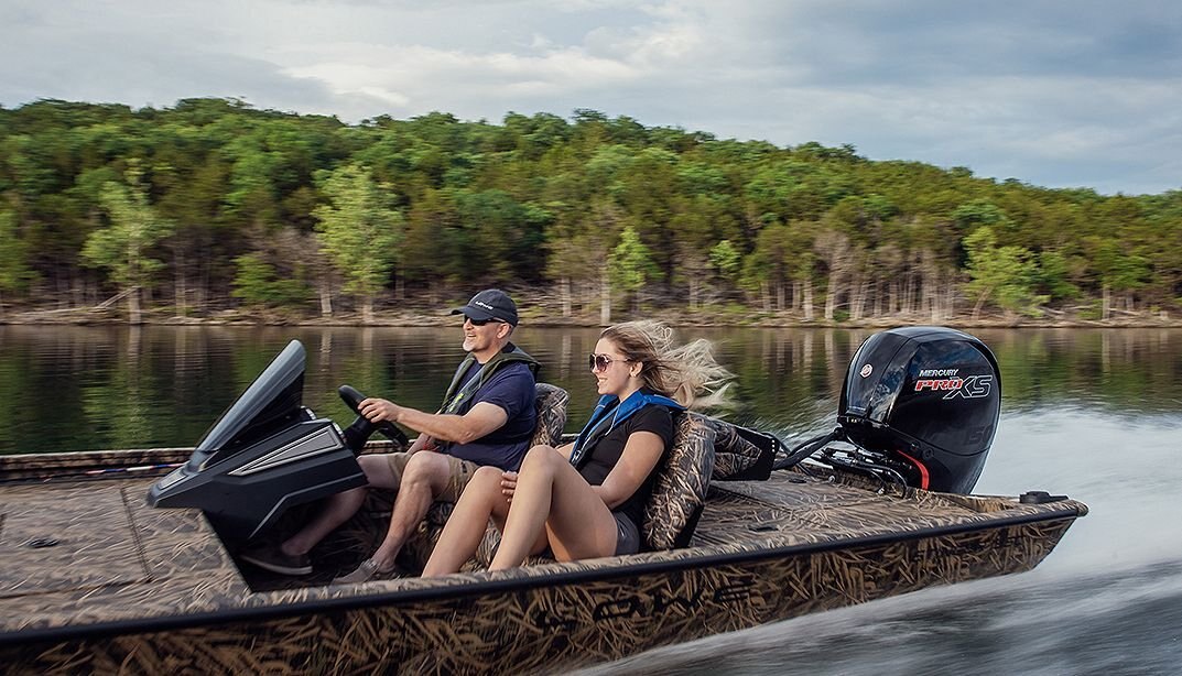 Lowe Boats STINGER 195C Camouflage Mossy Oak Break Up