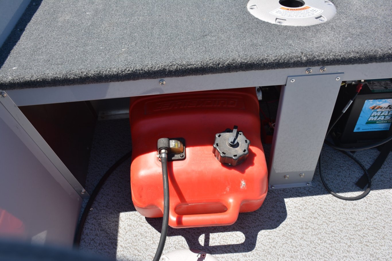 2025 Smoker Craft Resorter 151