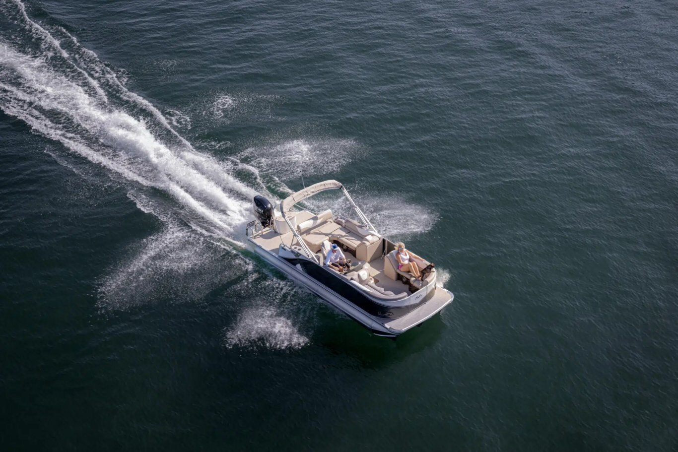 2025 Avalon LSZ Cruise Rear Bench 23 FT