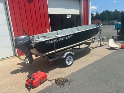 2015 Smokercraft Voyager 14 FT - USED
