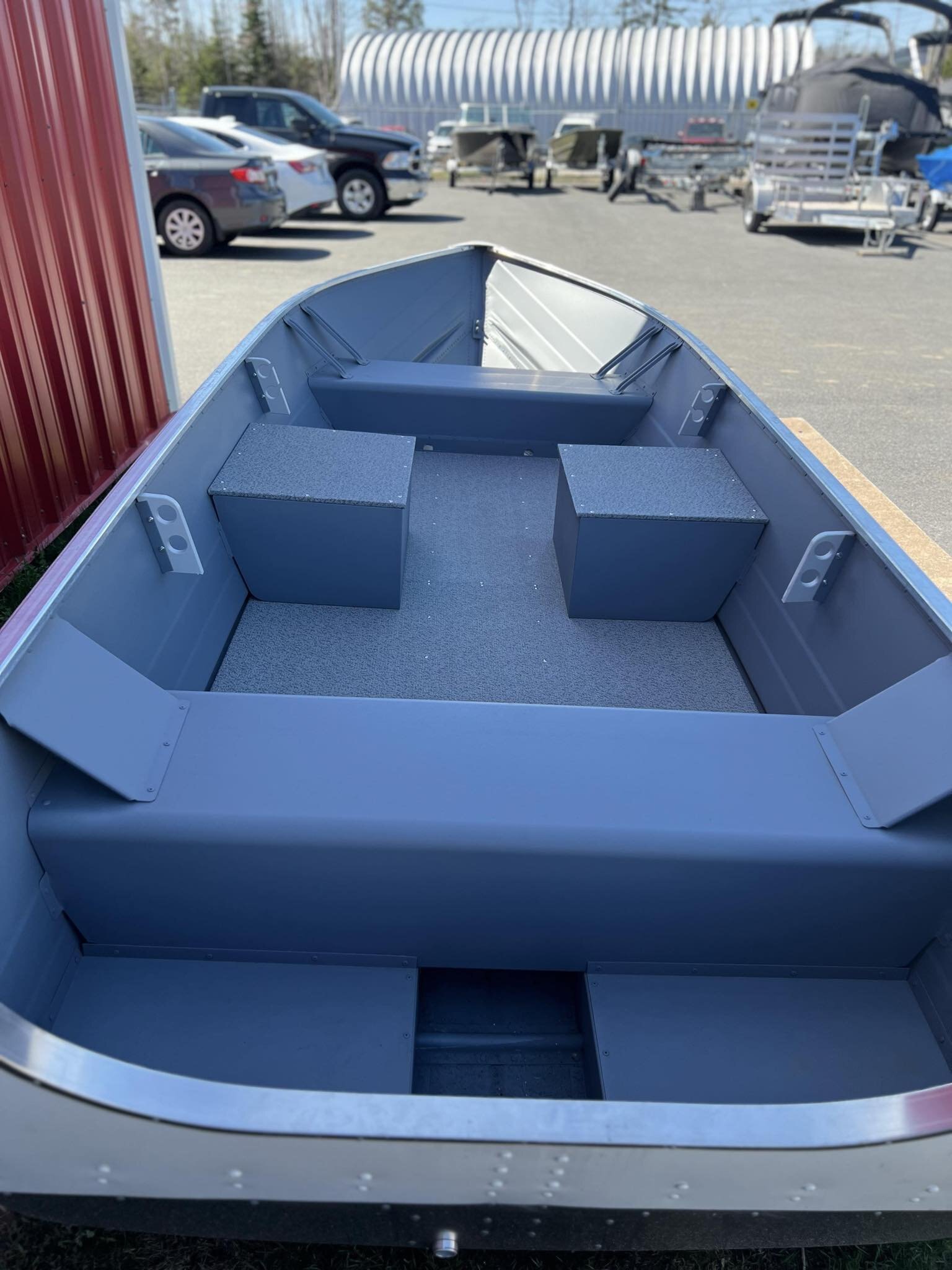 2024 Alaskan 15 TS DLX SPLIT SEAT
