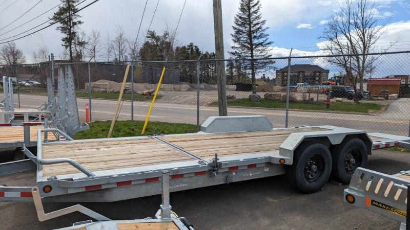 2023 Silver Mountain Trailers TL-22-83-14K TILT