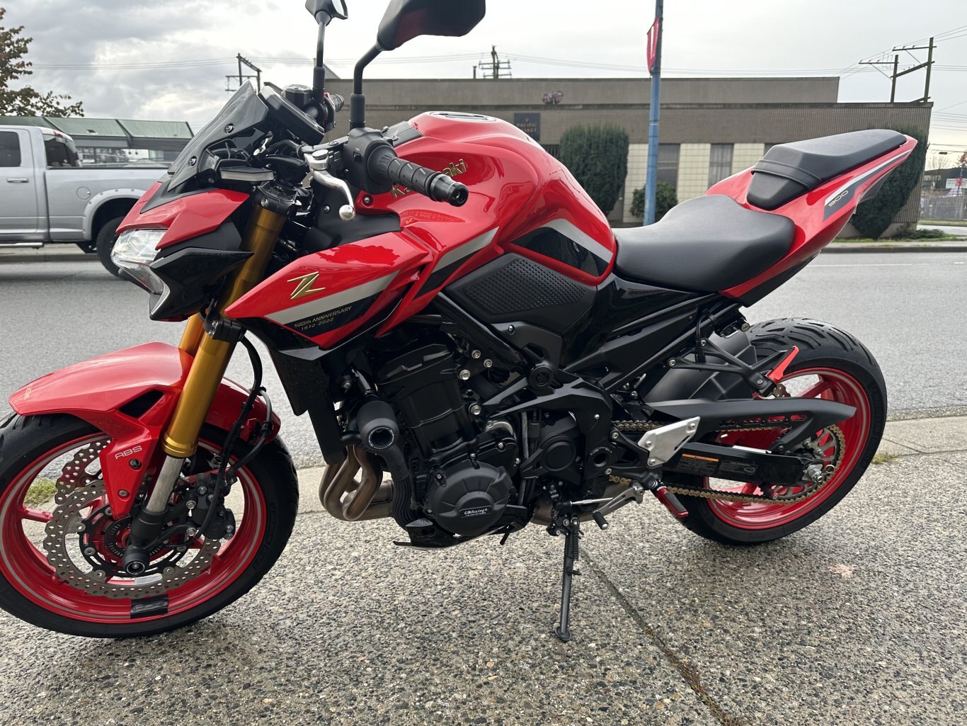 2022 Kawasaki Z900 Anniversary Edition Red/Blk