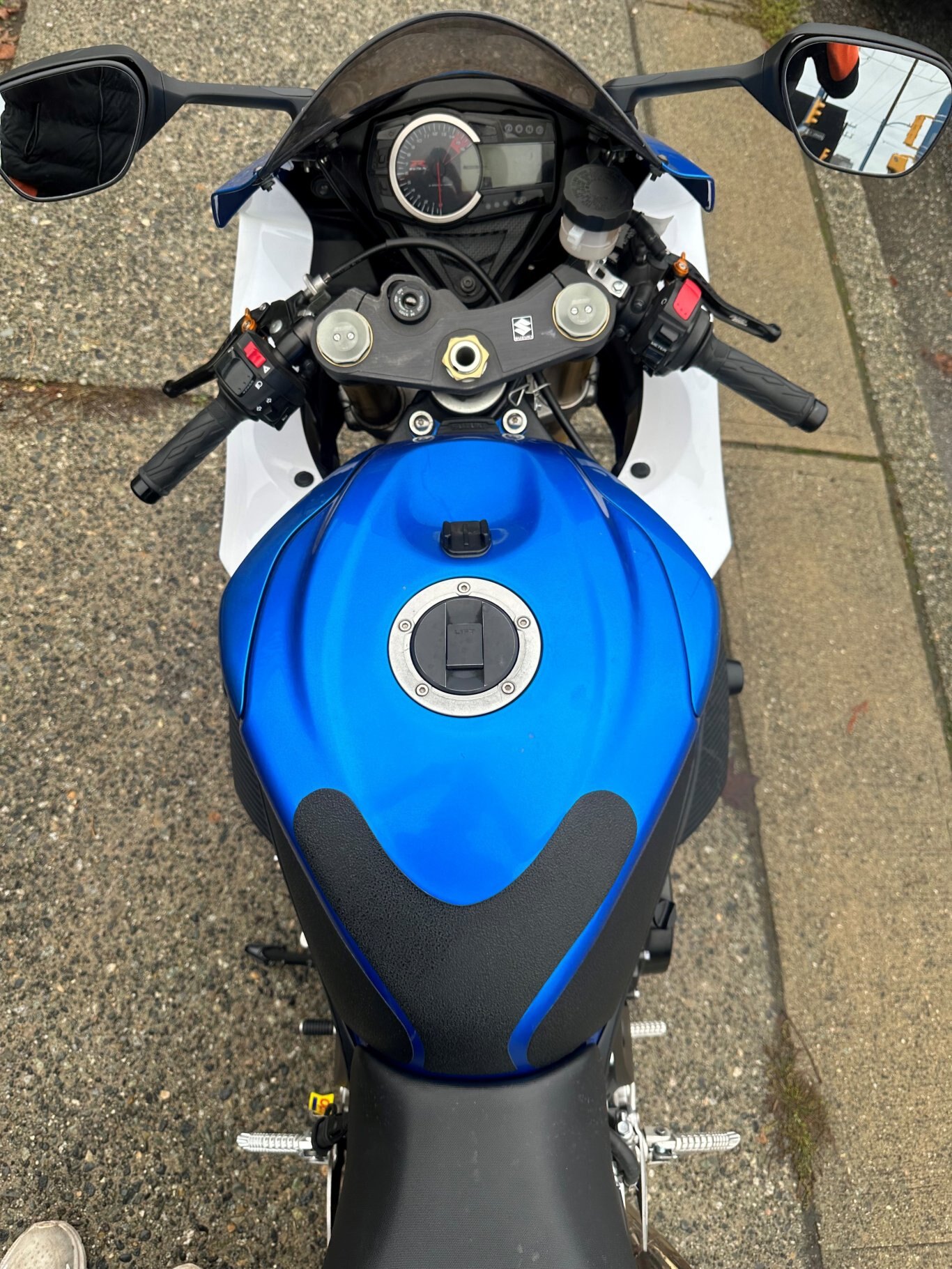 2013 GSX R750 Blue