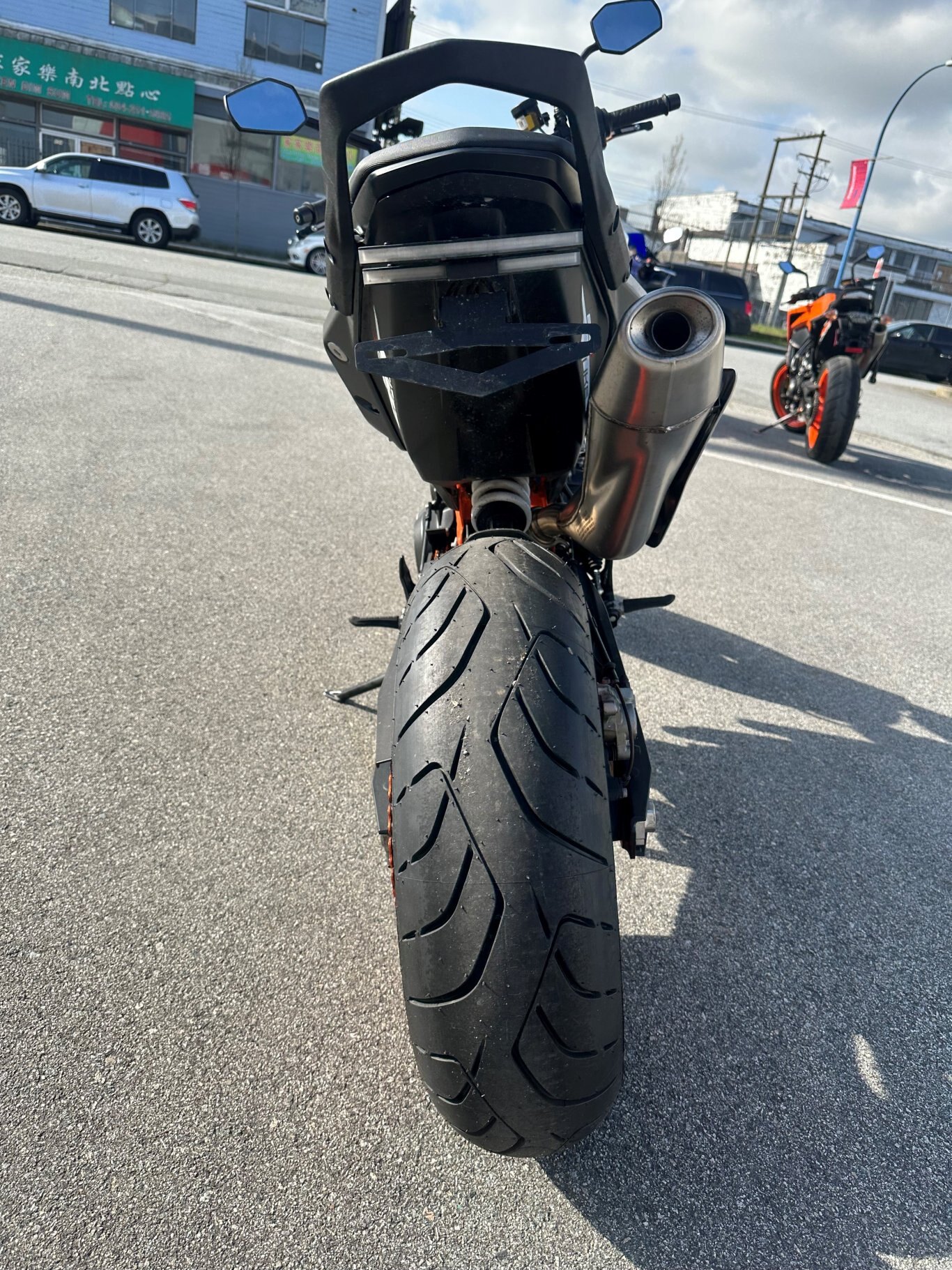 2021 KTM Duke 890 R