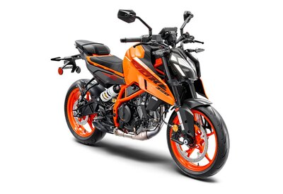 2025 KTM 390 Duke ORANGE