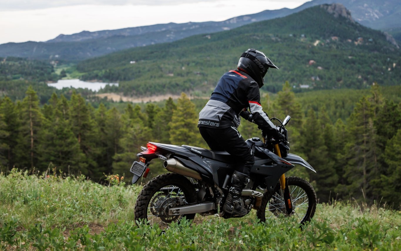 2025 Suzuki DR Z4S Solid Iron Grey (YUD)