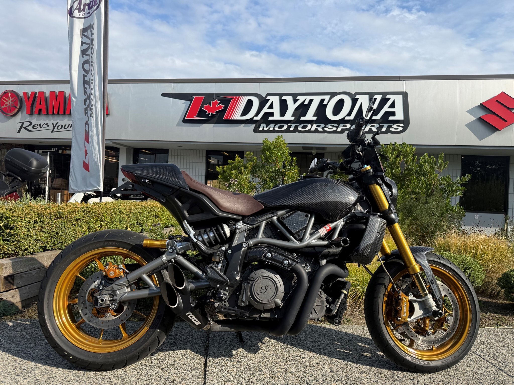 2023 Indian FTR R Carbon Fiber