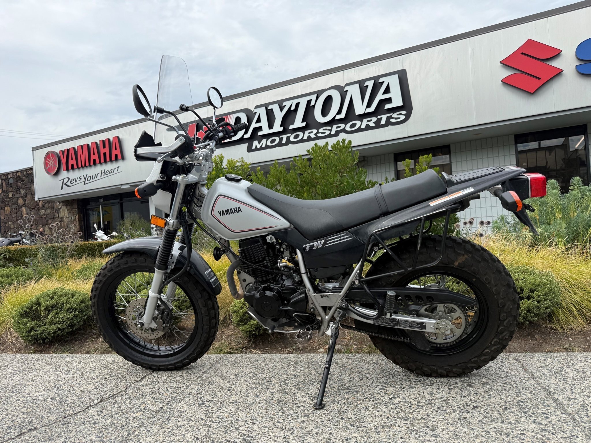 2024 Yamaha TW200 Grey