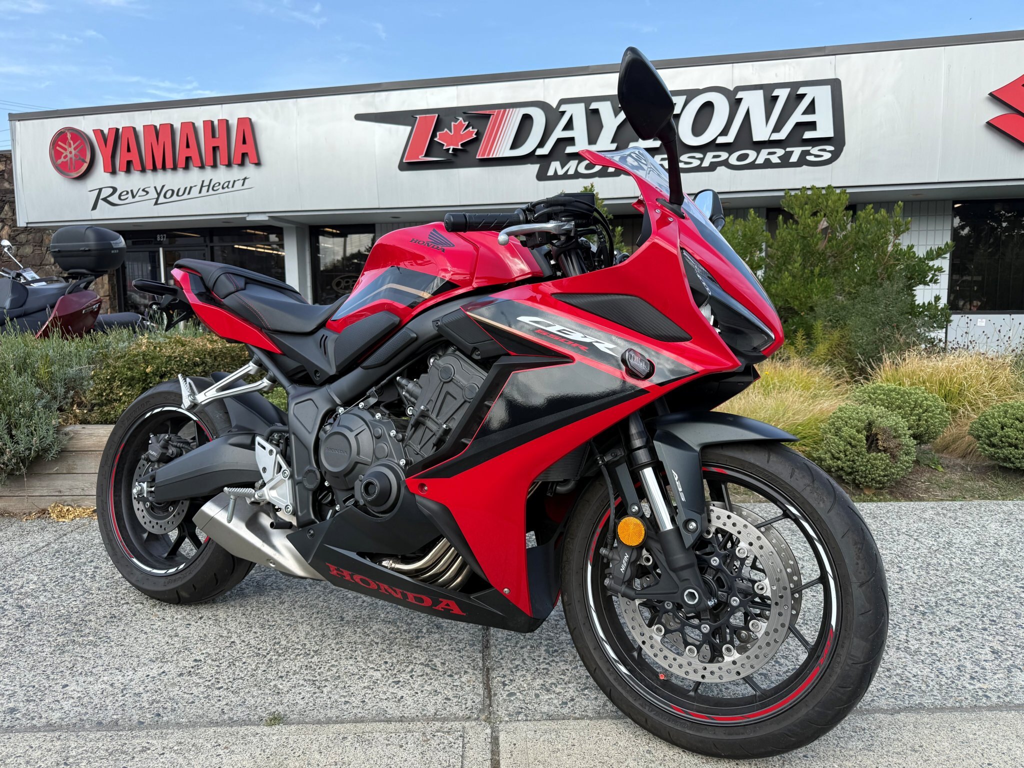2023 Honda CBR650 RA