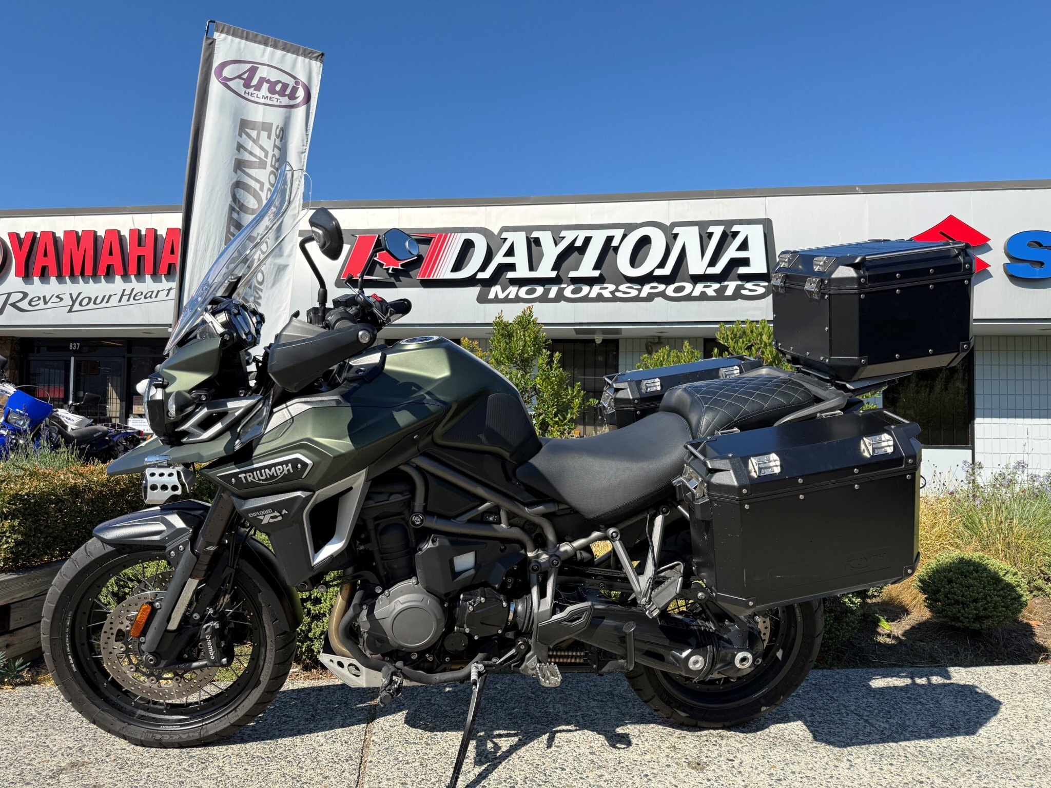 2017 Triumph Explorer 1200 XC A