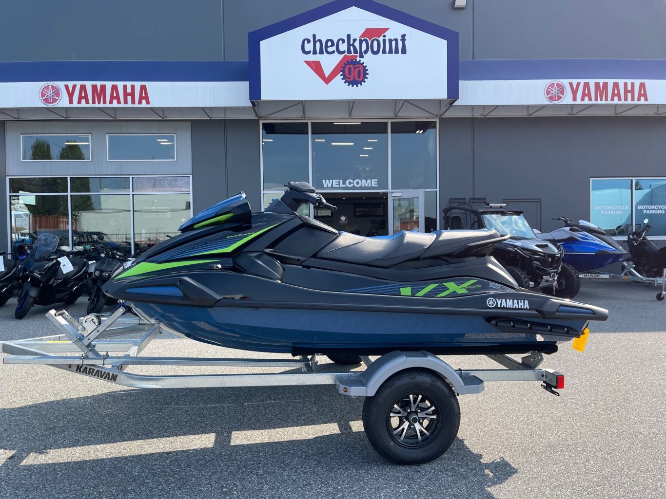 2024 Yamaha VX DELUXE Black/Deepwater Blue