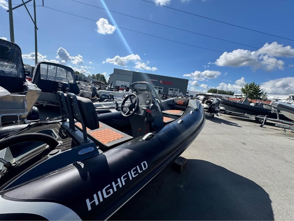 2024 Highfield Sport 390