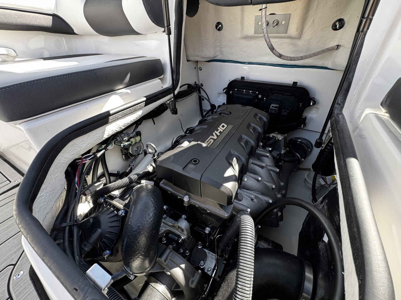 2025 Yamaha 195S Black