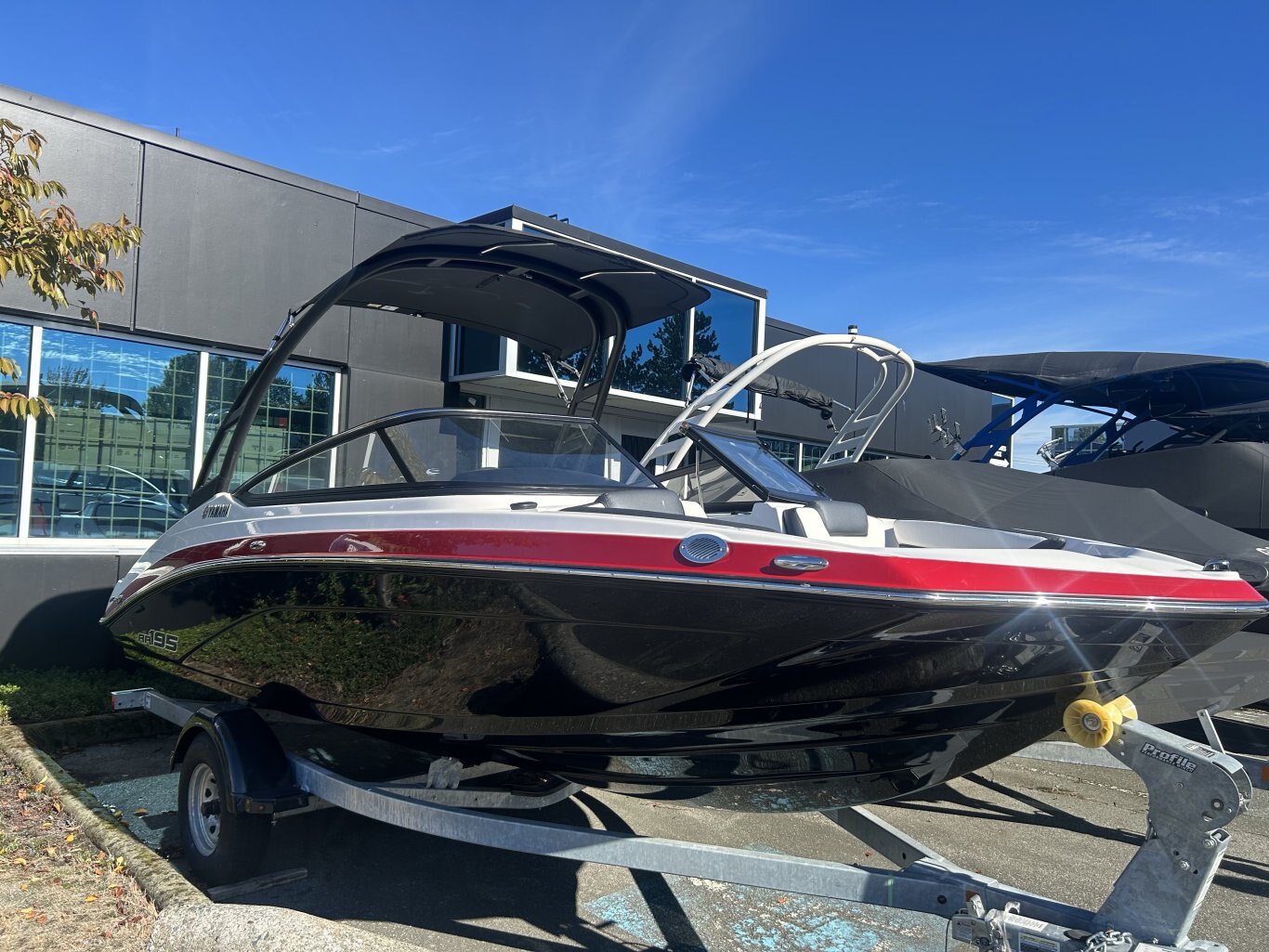 2025 Yamaha AR195 Black