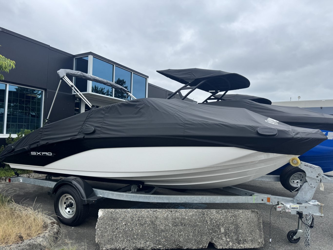 2025 Yamaha SX190 Black