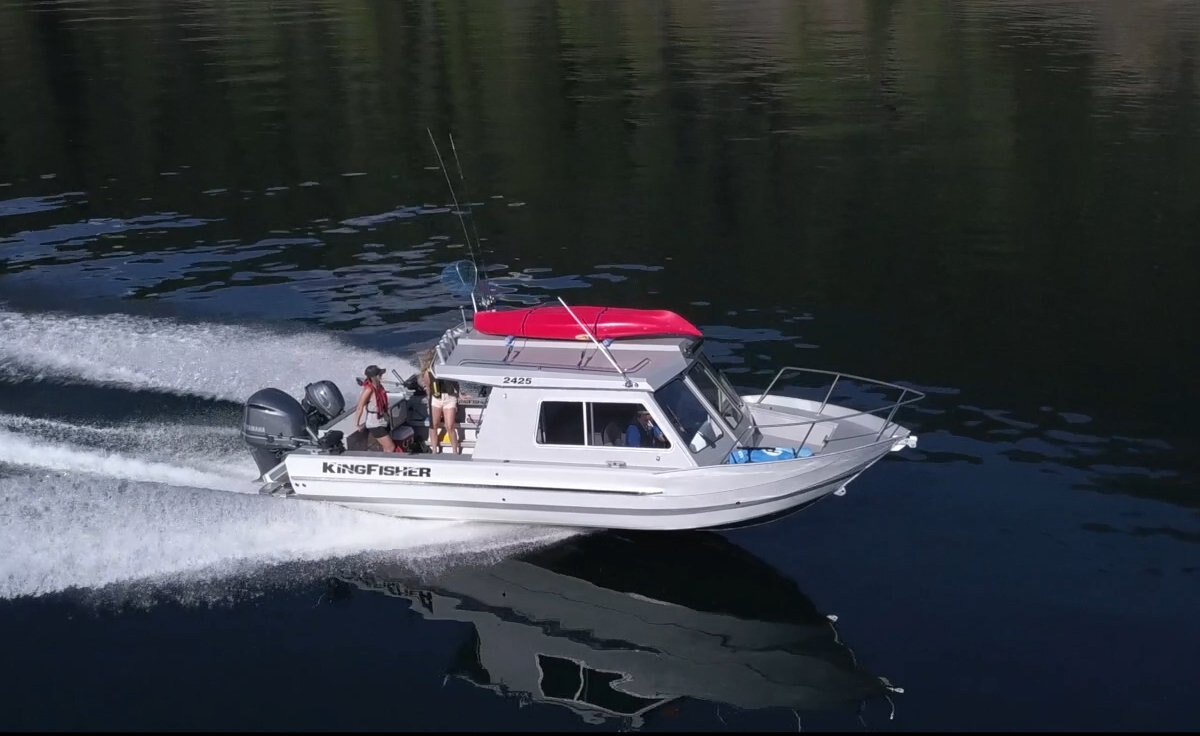2026 KingFisher 2425 Escape HT Coastal