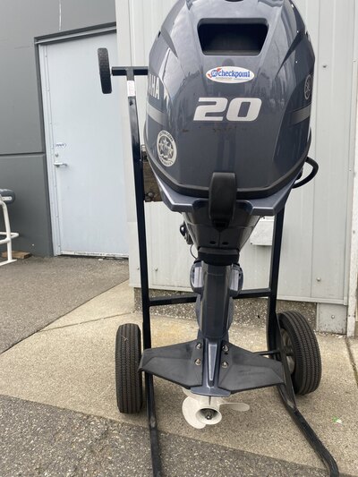 Used 2021 Yamaha F20LWPB - warranty until June 2026