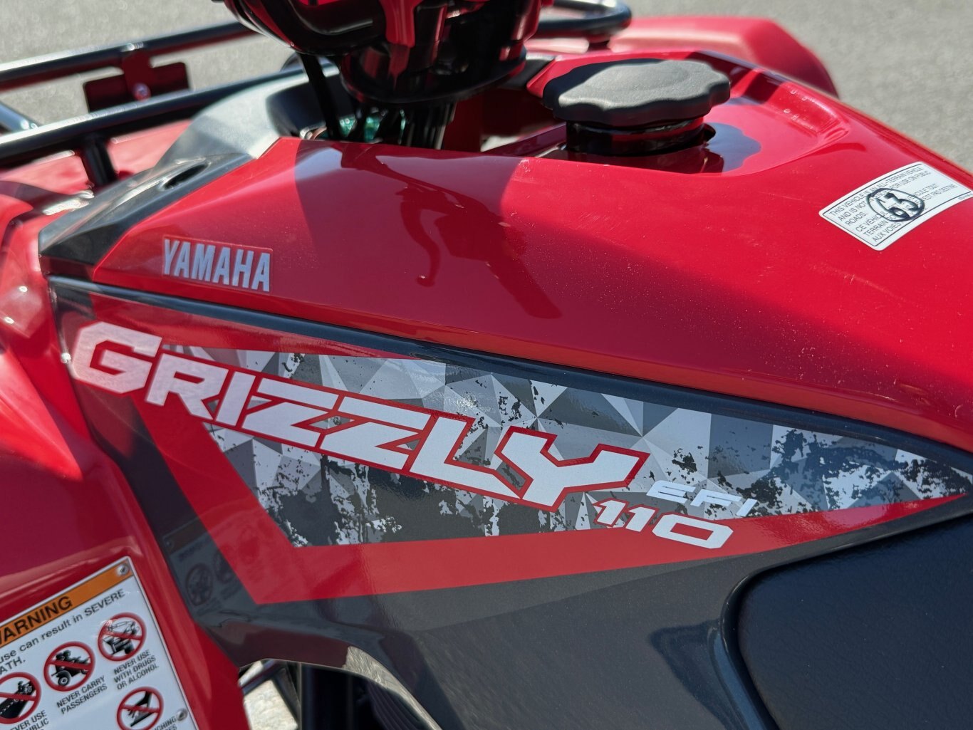 2025 Yamaha Grizzly 110 Grey Metallic/Red