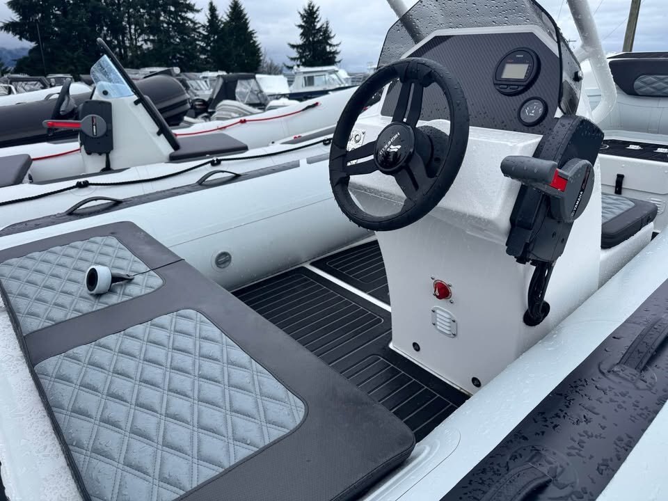 2025 Highfield Sport 460 Hypalon with Yamaha 70hp outboard