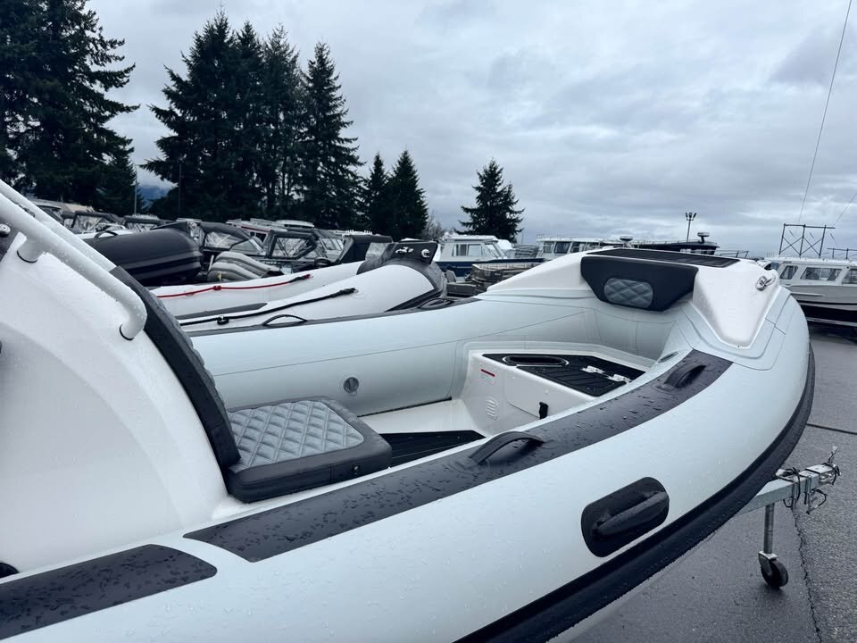 2025 Highfield Sport 460 Hypalon with Yamaha 70hp outboard