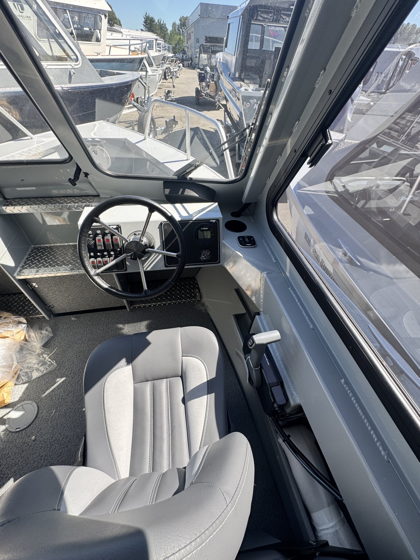 2025 Hewescraft Sea Runner Hard Top 190 SR ET HT