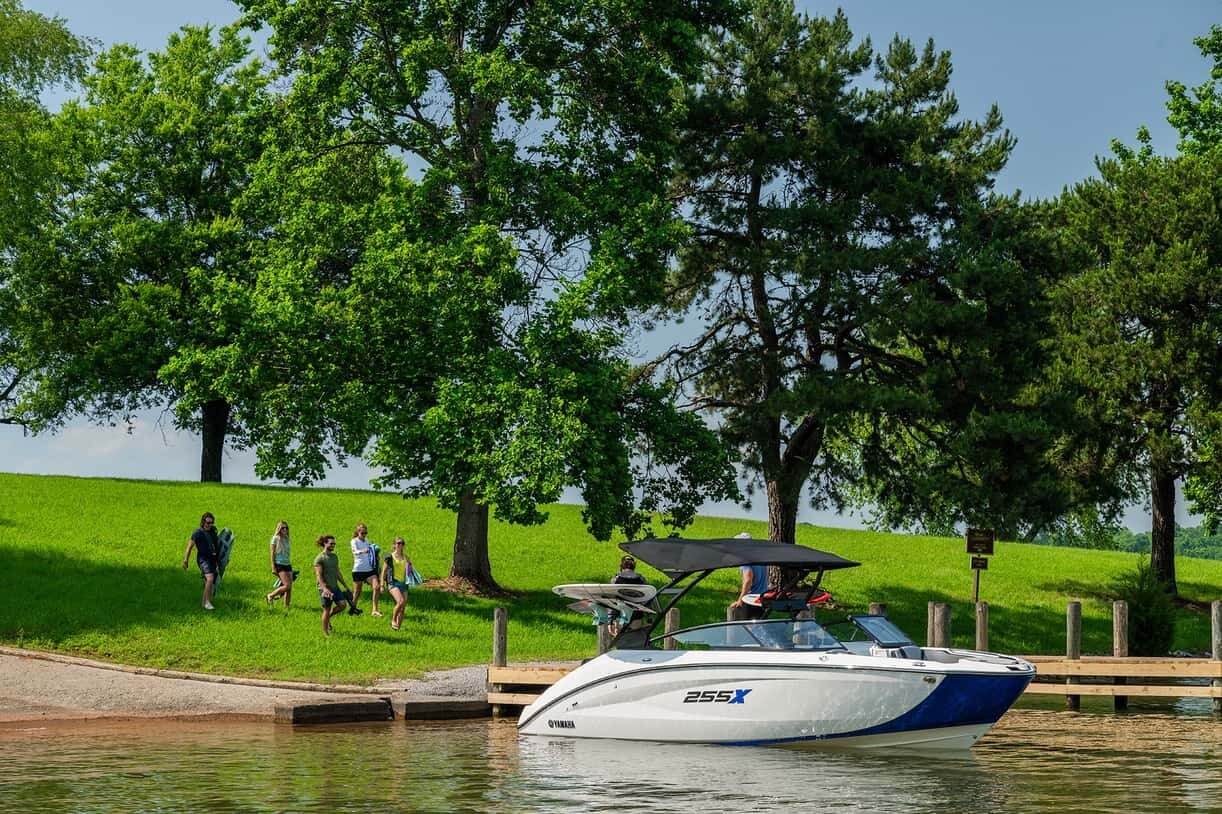 2026 Yamaha 255XE White