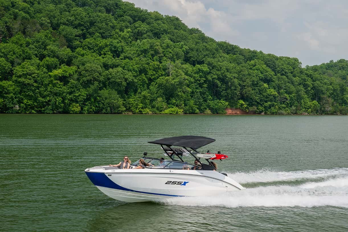 2026 Yamaha 255XE White