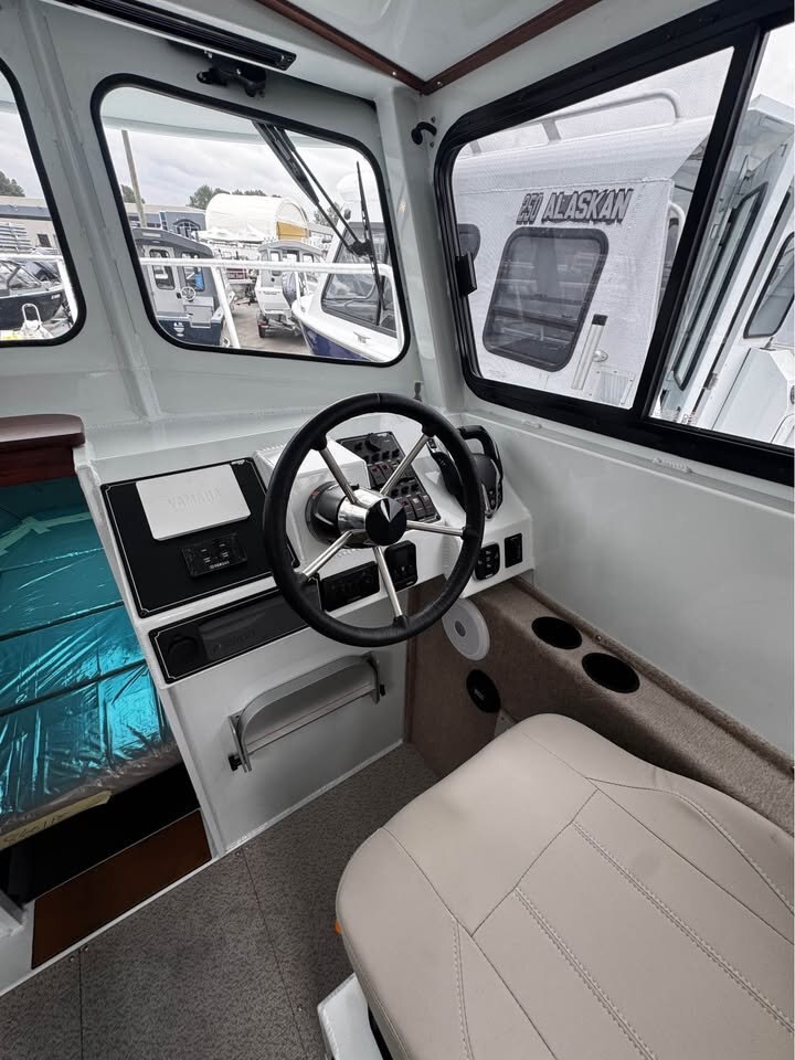 2026 Hewescraft 250 Pacific Explorer ET
