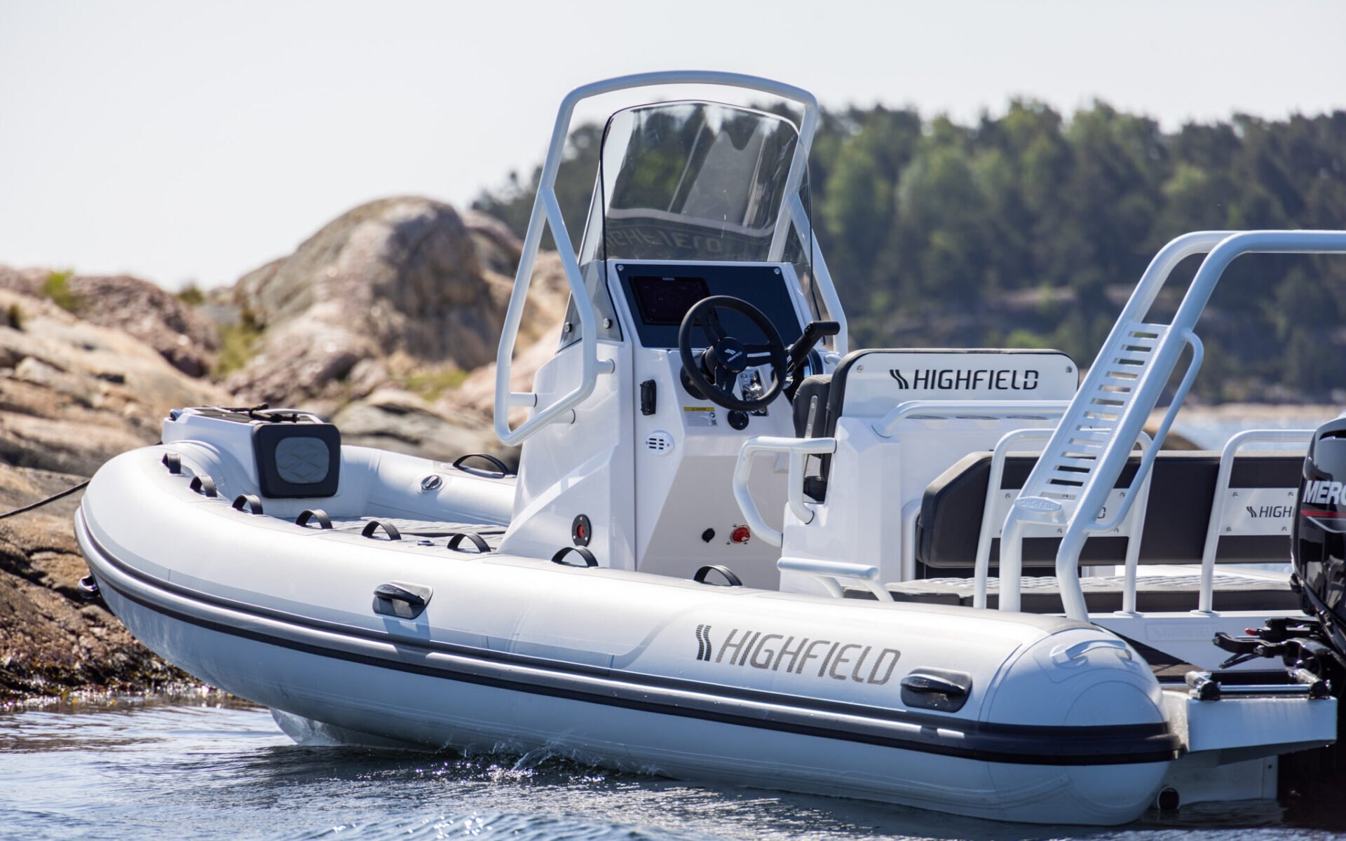 2026 Highfield Sport 560 B W C