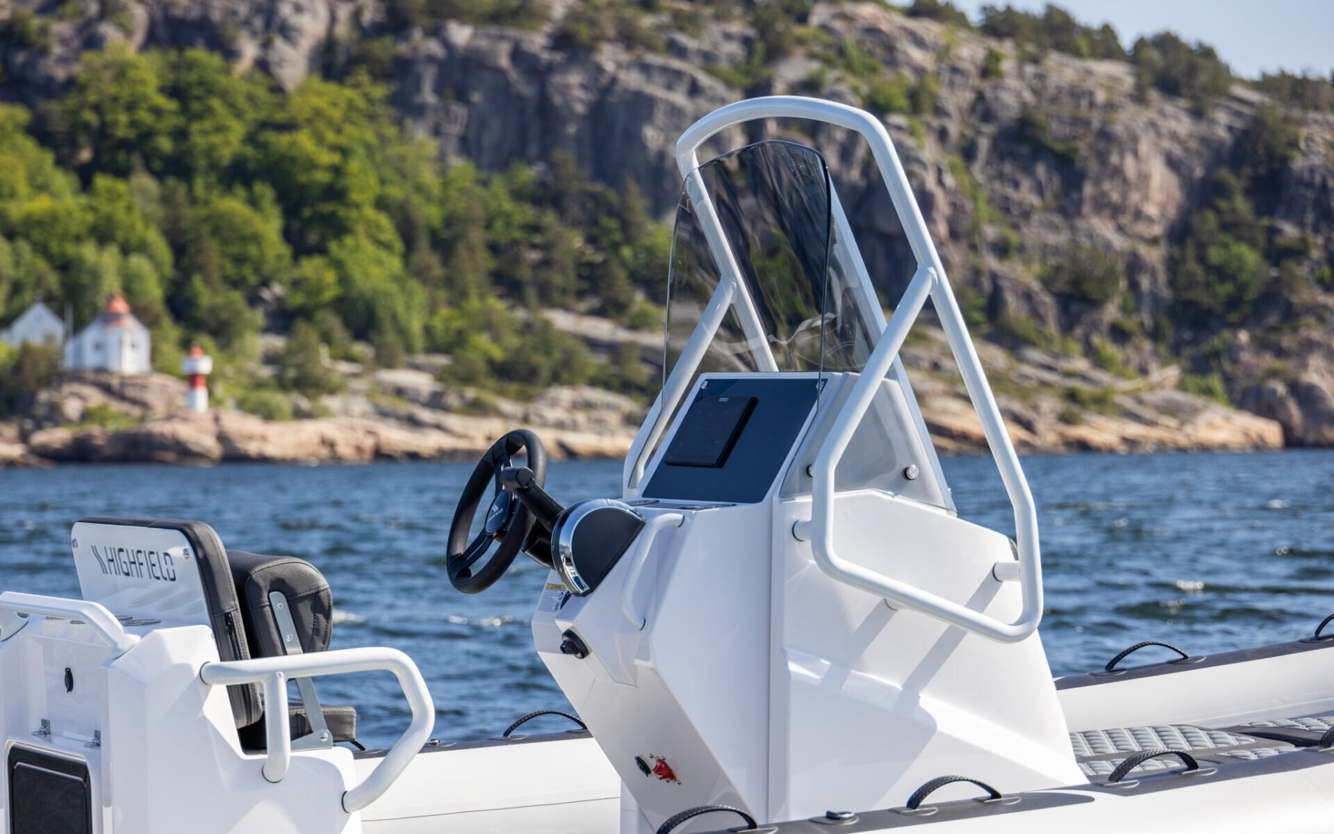 2026 Highfield Sport 560 B W C