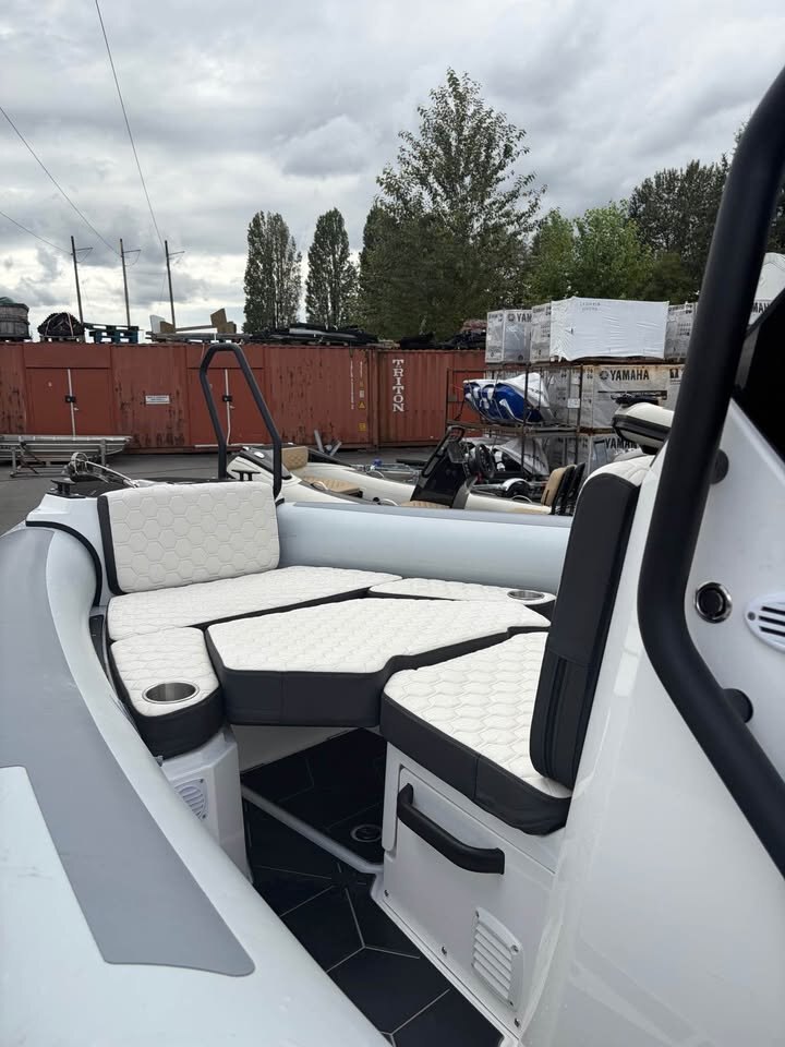 2026 Highfield ADV7 LG W WB