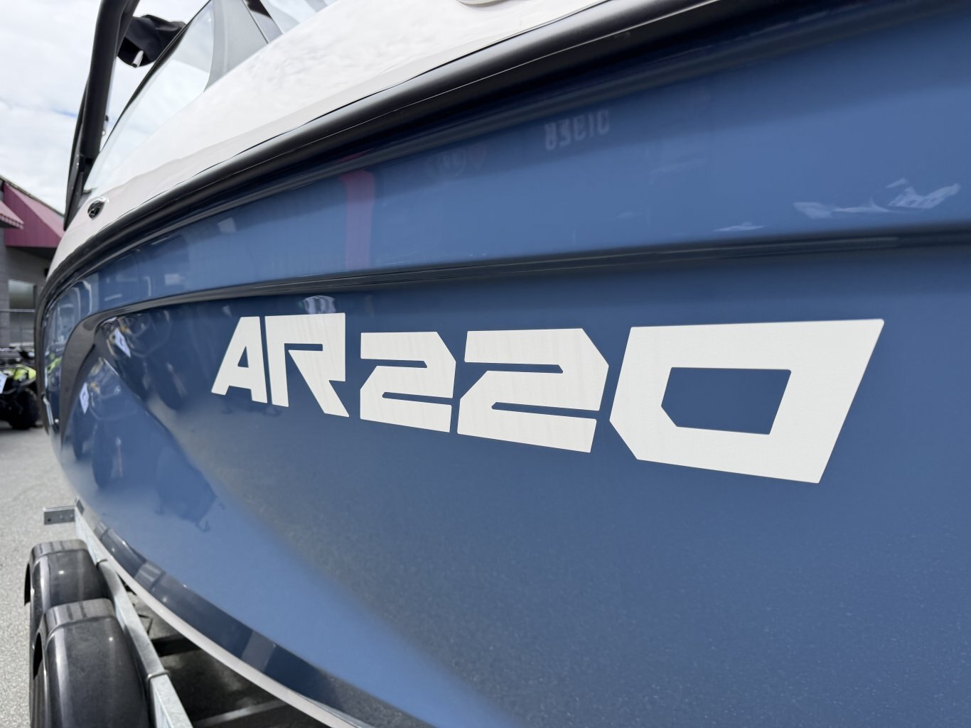 2025 Yamaha AR220 Slate Blue