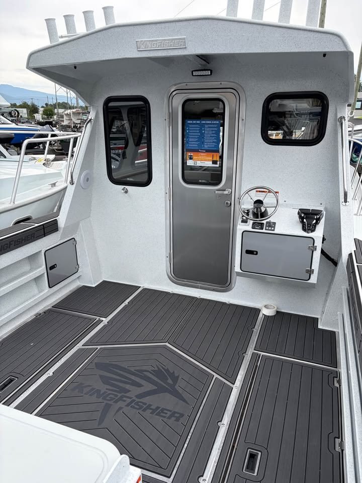 2026 KingFisher 3025 XRS Offshore
