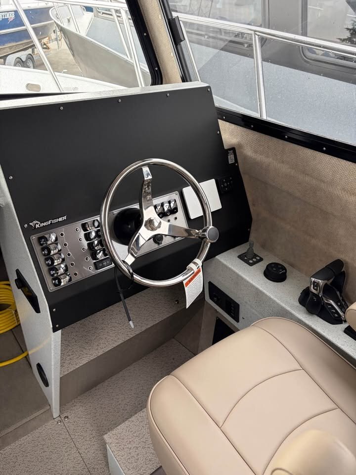 2026 KingFisher 3025 XRS Offshore