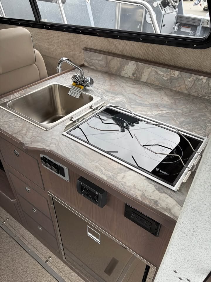 2026 KingFisher 3025 XRS Offshore