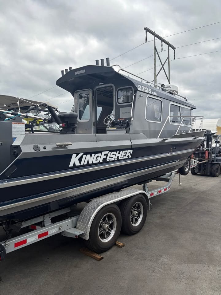 Used 2025 KingFisher 2725 XRS