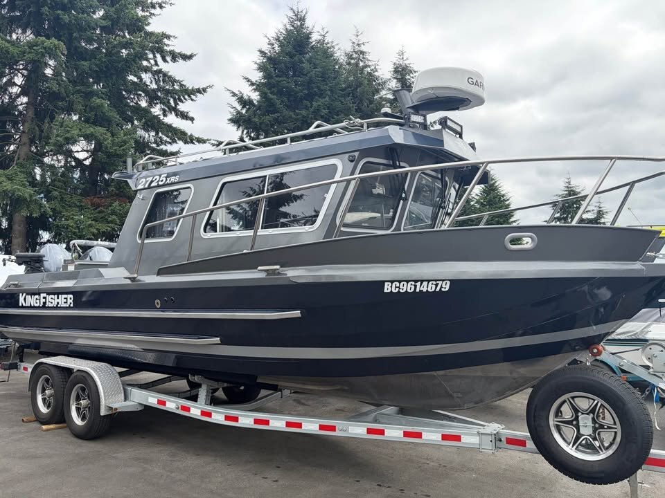 Used 2025 KingFisher 2725 XRS