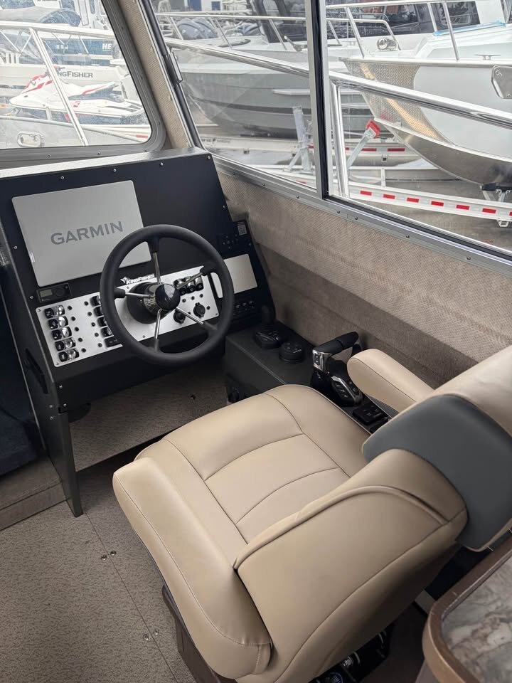 Used 2025 KingFisher 2725 XRS