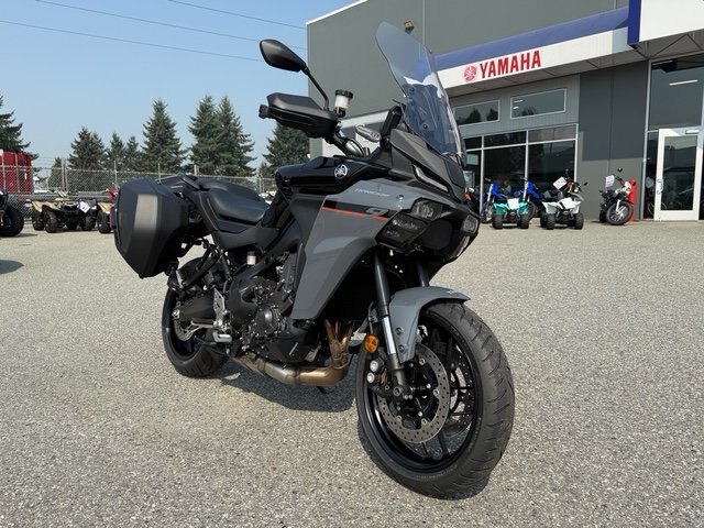 2026 Yamaha Tracer 9 Y AMT Raven
