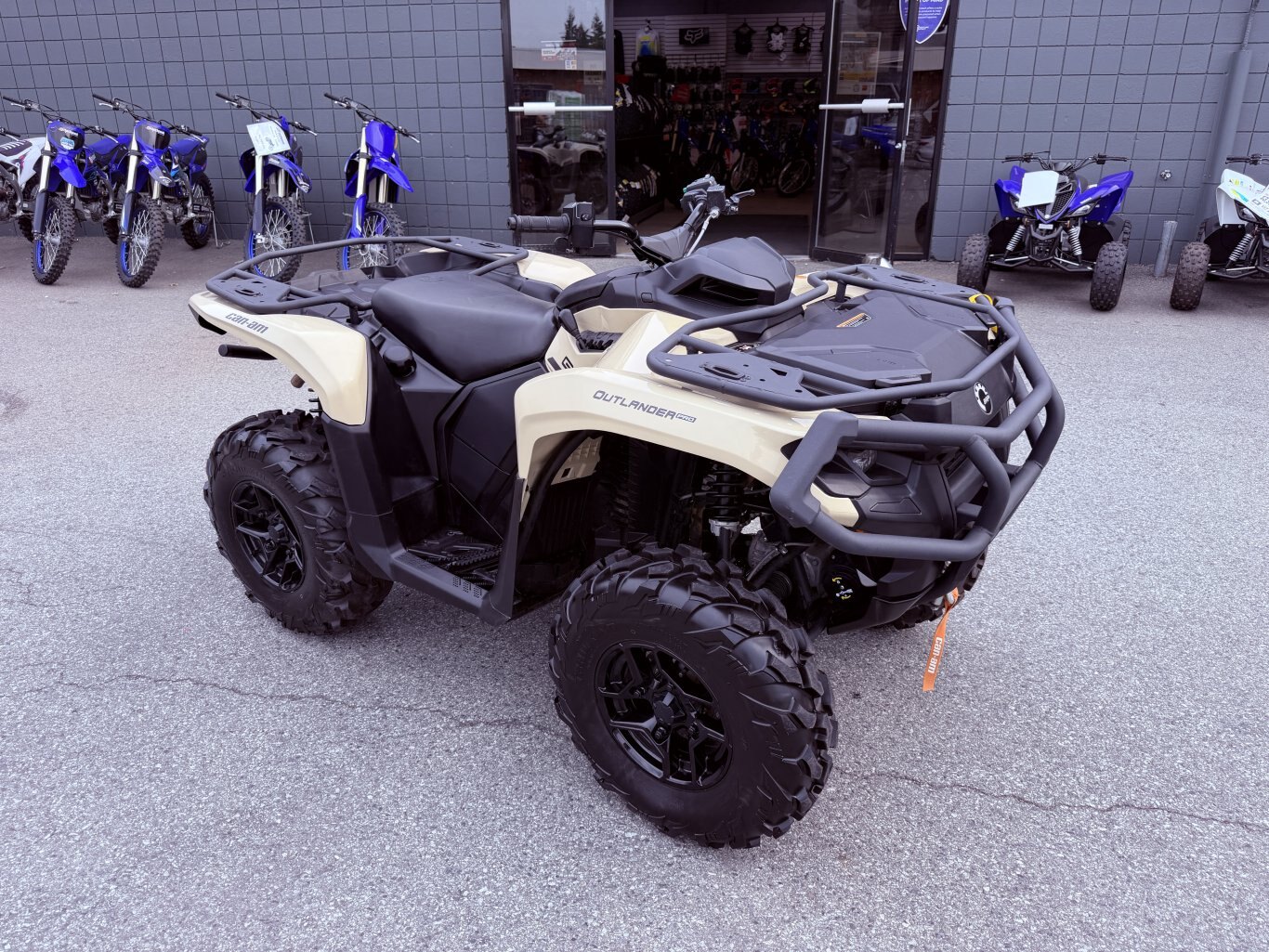 2025 Can Am Outlander Pro HD5 desert tan
