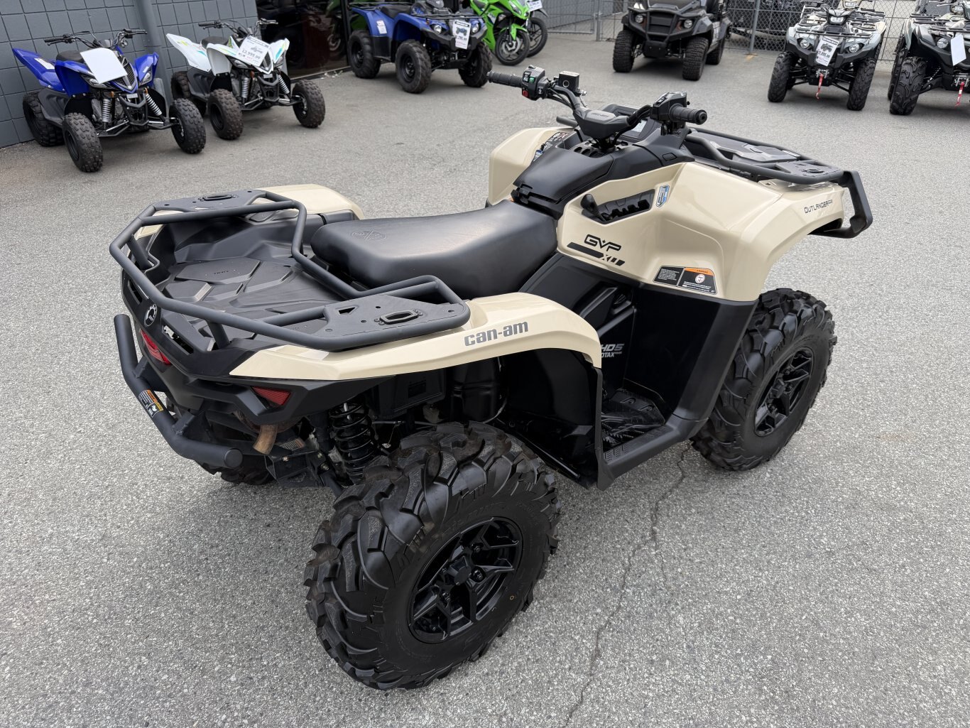 2025 Can Am Outlander Pro HD5 desert tan