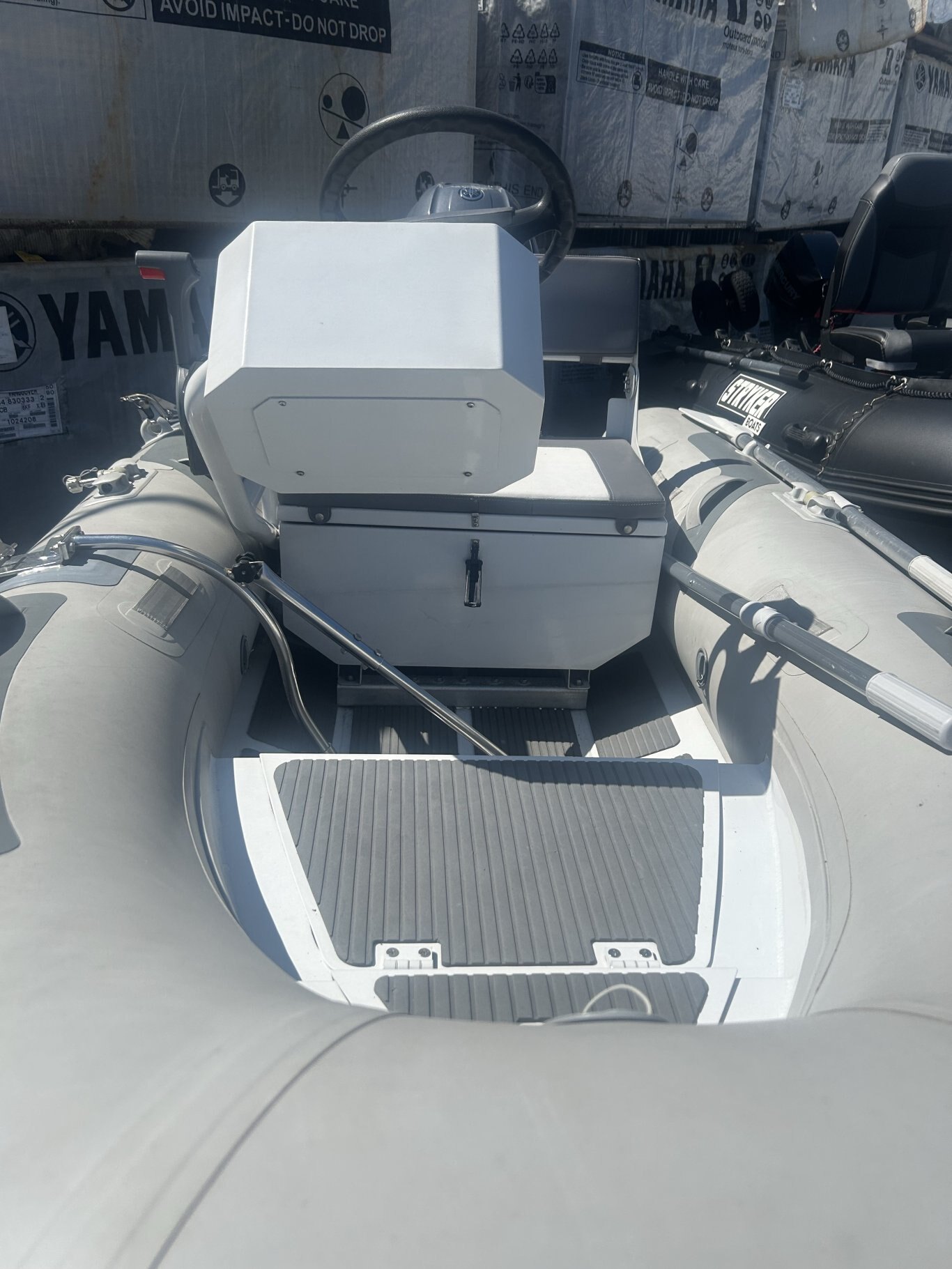 2023 Pacific Wave 300DB w/ Yamaha 20HP