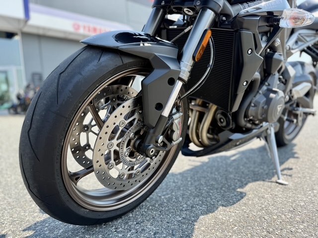 2023 Triumph Street Triple RS