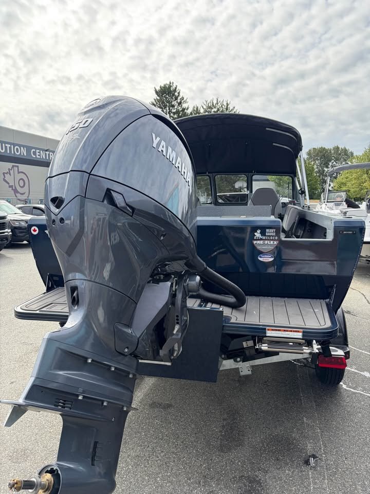 2027 KingFisher 2025 Escape