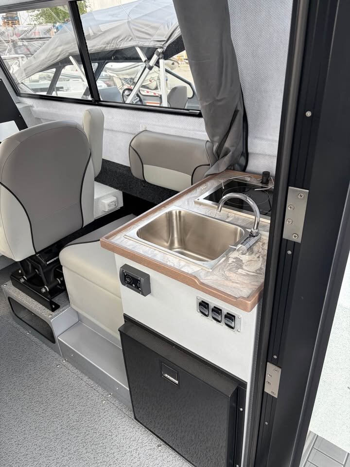 2027 KingFisher 25 XAC
